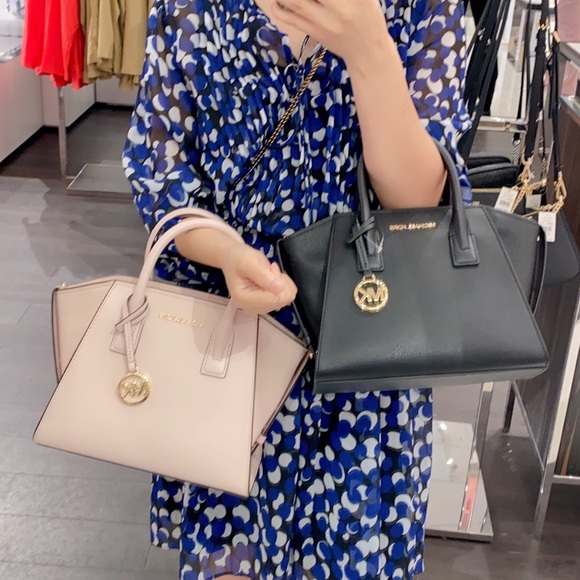 Michael Kors Avril Small Top-Zip Satchel in black - Picture 6 of 6